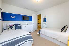 8 Bedroom Villa in Windsor at Westside Resort