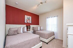 3 Bdrm West Lucaya Village