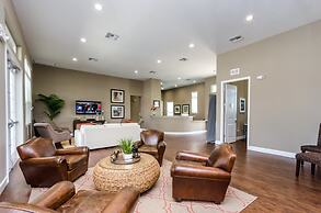 3 Bdrm West Lucaya Village