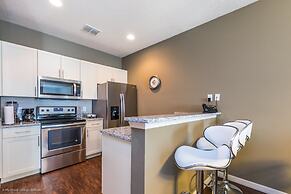 3 Bdrm West Lucaya Village