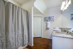 3 Bdrm West Lucaya Village