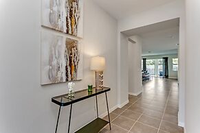 9 BD 6.5 BH With Game Room and Pool