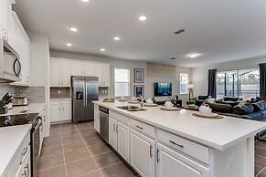 9 BD 6.5 BH With Game Room and Pool