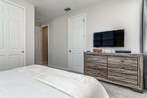 9 BD 6.5 BH With Game Room and Pool