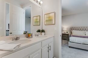 9 BD 6.5 BH With Game Room and Pool