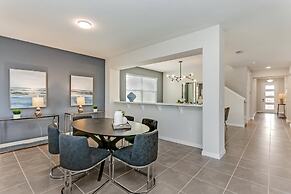 9 BD 6.5 BH With Game Room and Pool