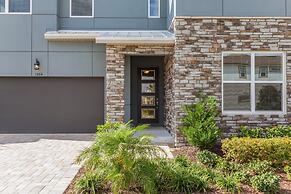 9 BD 6.5 BH With Game Room and Pool