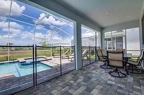 6 Bedroom 5 Bathroom