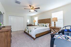 6 Bedroom 5 Bathroom