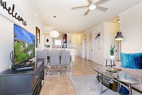 3 Bed 3 Bath Pool View High End Corner Condo