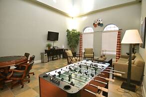 3 Bed 3 Bath Pool View High End Corner Condo