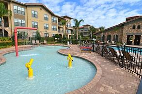 3 Bed 3 Bath Pool View High End Corner Condo