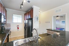 3 Bed 3 Bath Pool View High End Corner Condo