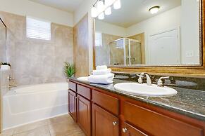 3 Bed 3 Bath Pool View High End Corner Condo