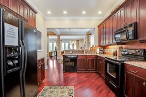 5bed 5Ba Reunion Villa w. Pool