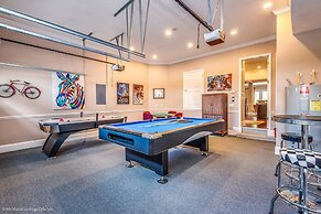 5bed 5Ba Reunion Villa w. Pool