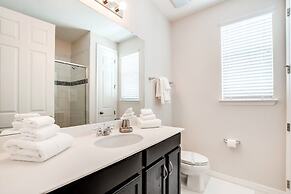 9 BD 6.5 BH House Villa