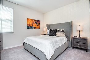 9 BD 6.5 BH House Villa