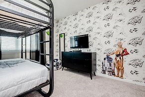 9 BD 6.5 BH House Villa