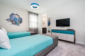 9 BD 6.5 BH House Villa