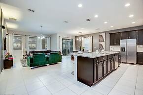 1780spp New 7 Bedroom 5 Bathroom Solara Villa