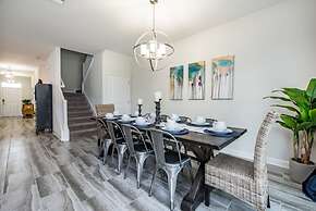 Furnished 8 Bed 5 Bath Villa