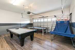 Furnished 8 Bed 5 Bath Villa