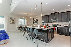 6 BD 5 BH Villa Game Room Spa Pool