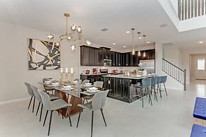 6 BD 5 BH Villa Game Room Spa Pool