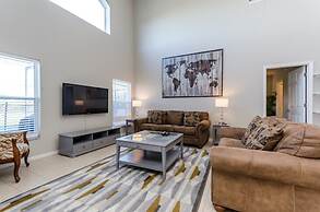 4 Bedroom Home with Pool Table