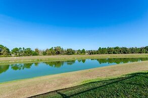 4 Bedroom Home with Pool Table