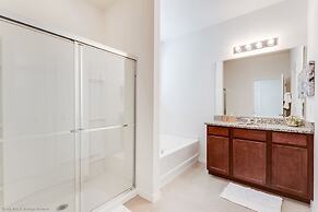 5280oak Luxury Ne 6 Bedroom 4.bath Home