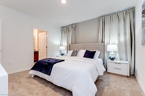 5280oak Luxury Ne 6 Bedroom 4.bath Home