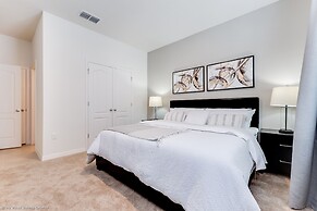 5280oak Luxury Ne 6 Bedroom 4.bath Home