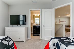 5 BED 5 Bath Resort Villa