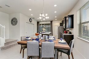 5 BED 5 Bath Resort Villa