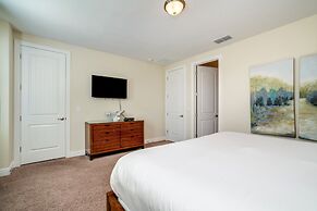 Family Friendly 8 Bed Villa with Pool & Spa