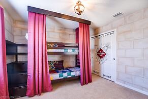 9 Bed Villa with Games, Pool & Spa