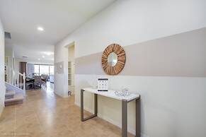 9 Bed Villa with Games, Pool & Spa