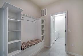 8 Bed 6 Ba Villa with Games, Pool & Spa