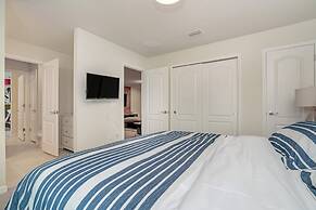 8 Bed 6 Ba Villa with Games, Pool & Spa