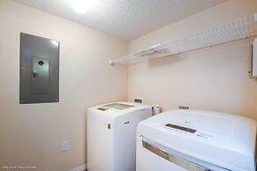 2782skp Emerald Island Resort