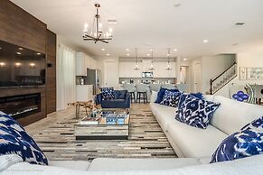 Exquisite 9bed 6.5ba Villa