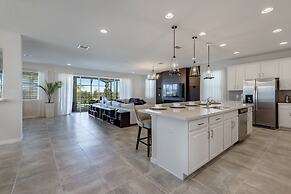 Exquisite 9bed 6.5ba Villa