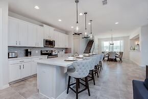 Exquisite 9bed 6.5ba Villa