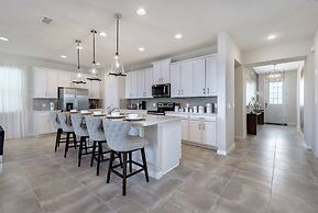 Exquisite 9bed 6.5ba Villa