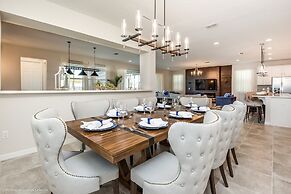 Exquisite 9bed 6.5ba Villa