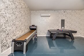 Exquisite 9bed 6.5ba Villa