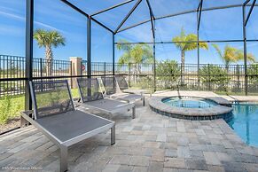 Exquisite 9bed 6.5ba Villa