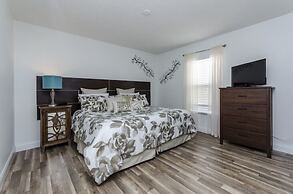 5 Bedroom 3.5 Bathroom Pool Villas